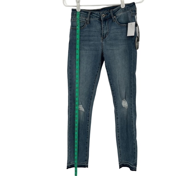 NWT Articles of Society Super Soft Blue Cropped Distressed Jeans Size 25 Womens - Picture 13 of 13